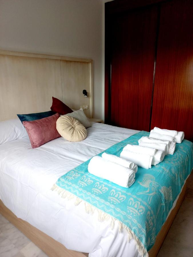 Ijd Apartments 9 Parking Gratis Y Piscina Bormujos Exterior photo